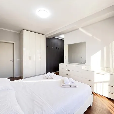 We 2br Apartman *